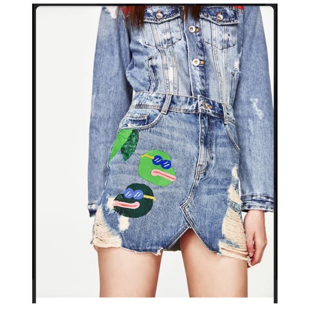 2/$25 🎉Zara denim mini skirt🎊 - Picture 1 of 3